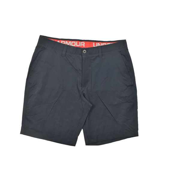 Under Armour Men's Black Golf Bermuda Shorts Regular Size 40 HeatGear Loose Fit - Picture 1 of 8